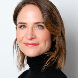 Photo of Jessica Burns